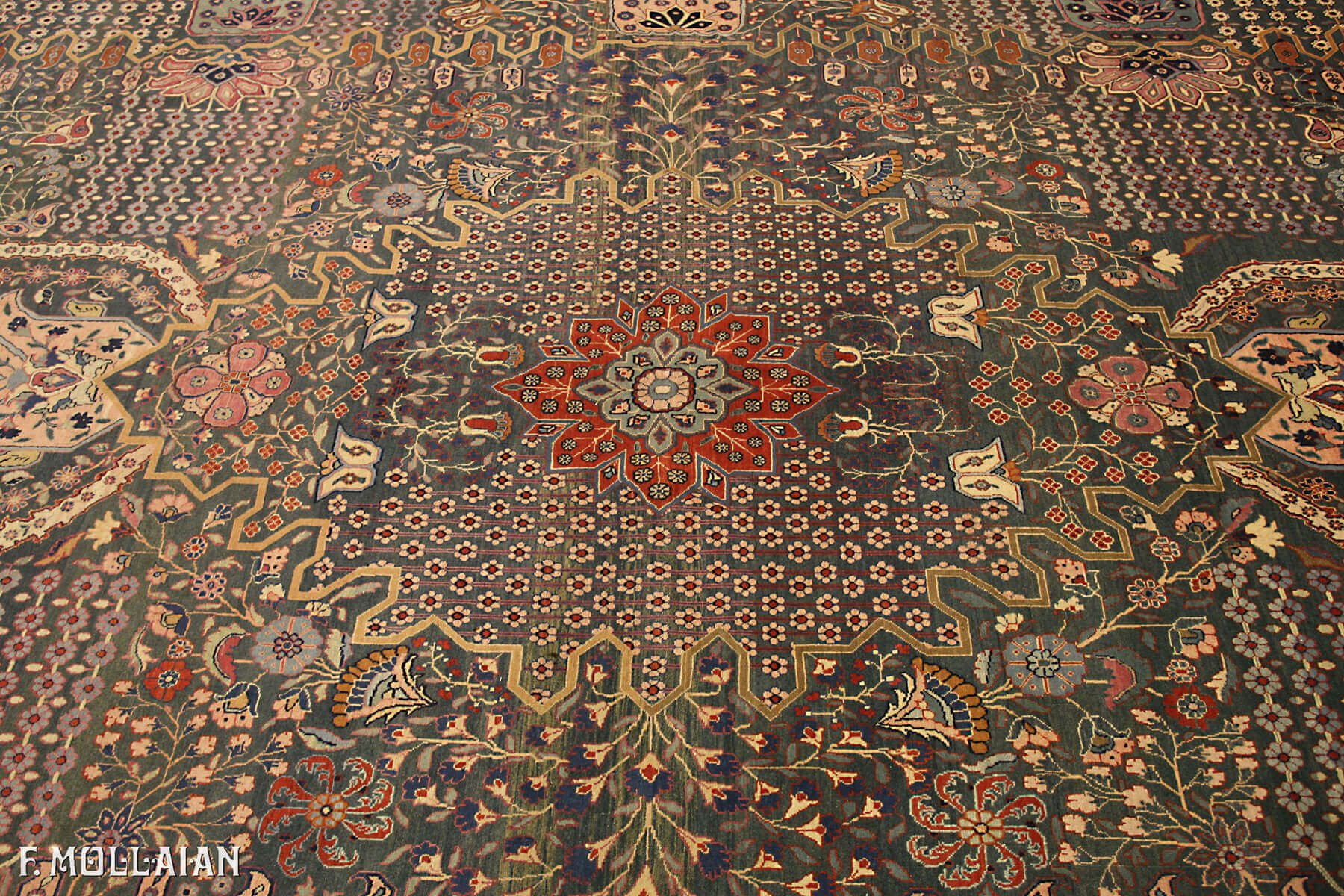 Tapis Persan Antique Tabriz n°:20796096